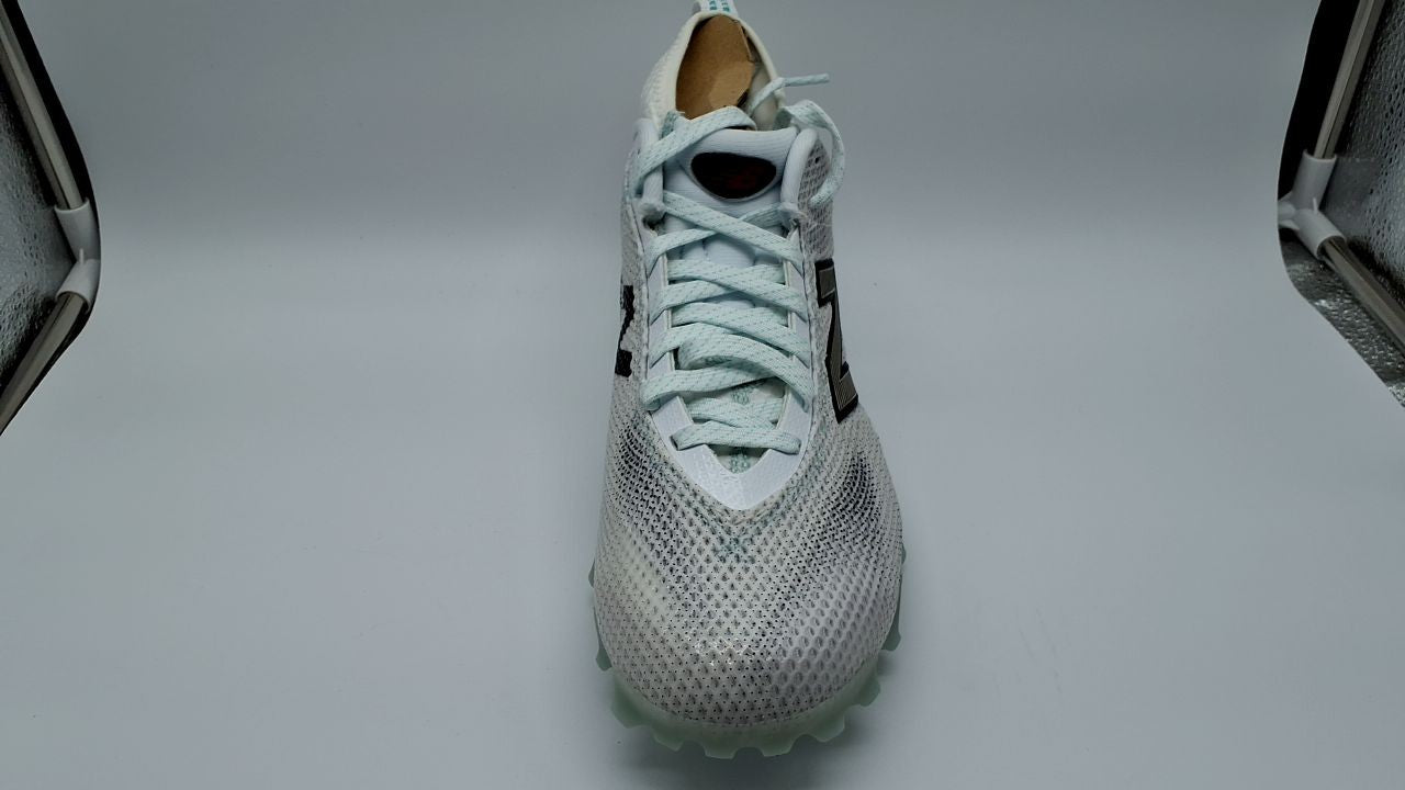 New Balance Men's FreezeLX V5 Lacrosse Shoe, White/Black, 10 W