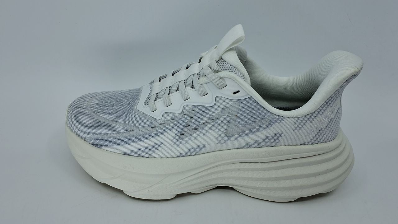 ALLSWIFIT Women's Size 7 White Slip-On Walking Shoes Athletic Sneakers