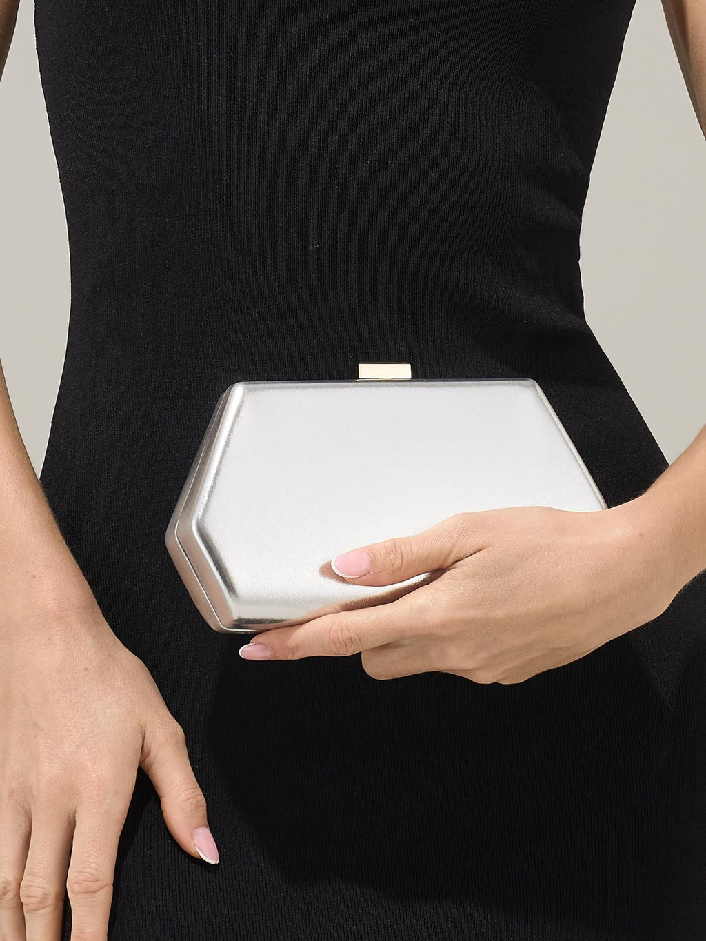 CHUNLI Evening Clutch Bag Silver PU Leather w/ Chain Strap, 7.67x4.33 in