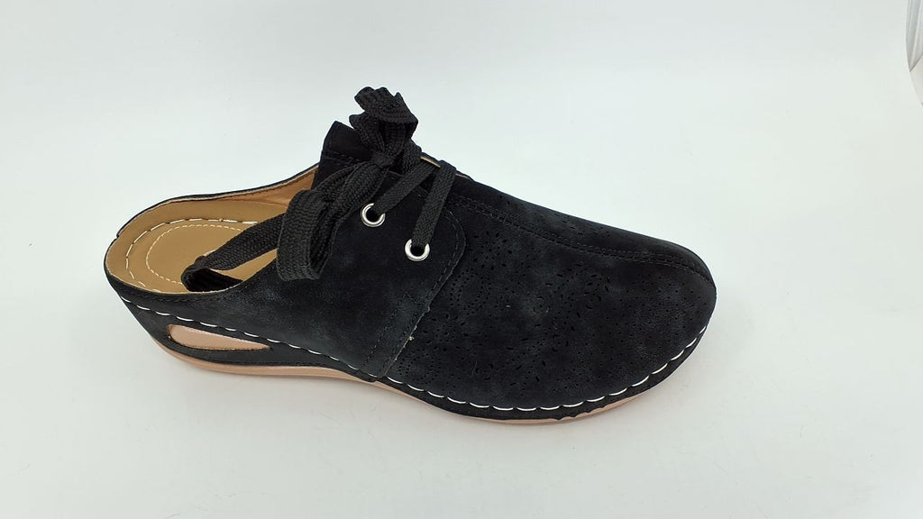 Lace-Up Round Toe Wedge Sandals