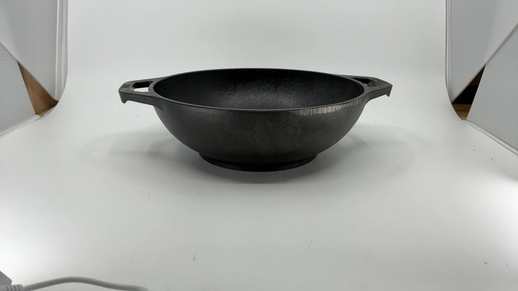 Lodge Manufacturing Company L9MW Mini Wok Cast Iron, 9", Black