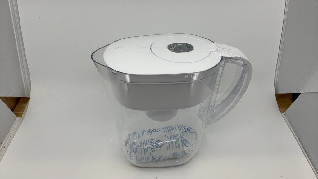 Brita Metro Water Filter Pitcher, 6-Cup, BPA Free, White, Standard Filter