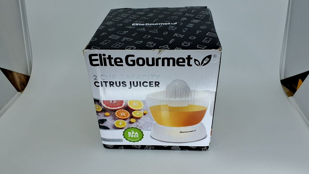 Compact Electric Citrus Juicer, 16 Oz, White, Pulp & Seed Strainer
