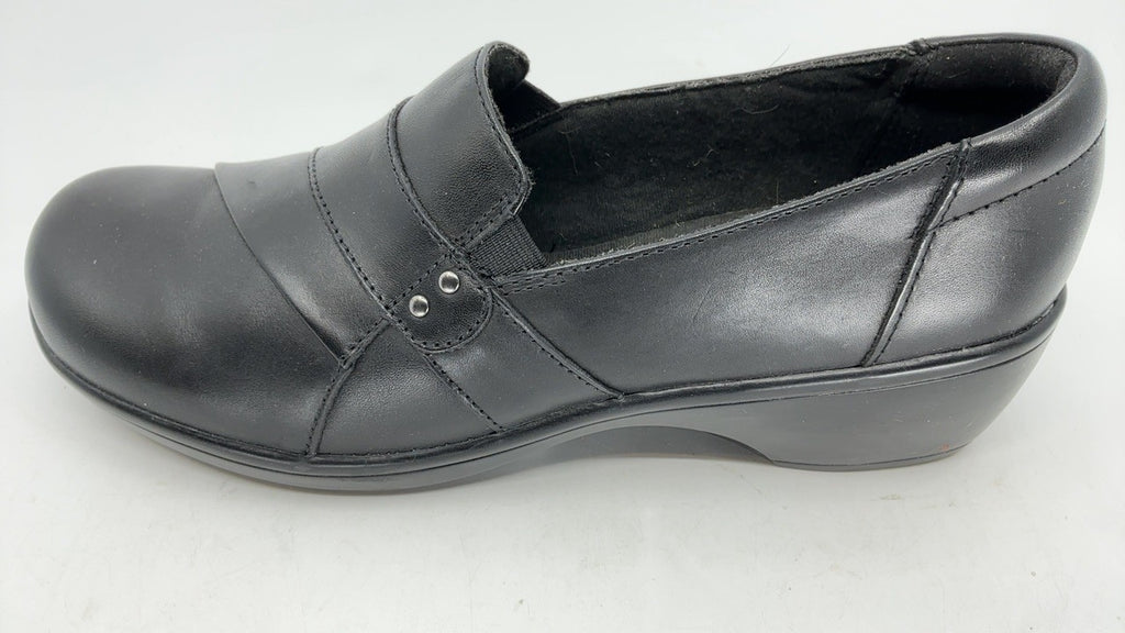Clarks womens May Marigold Slip On Loafer, Black Leather, 9.5 US