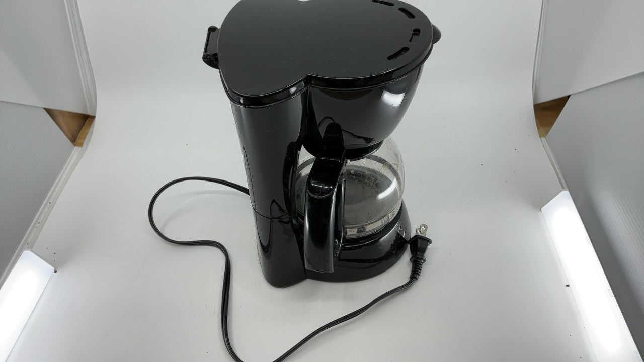 Automatic 4-Cup Coffee Maker, Black, Reusable Filter, Glass Carafe