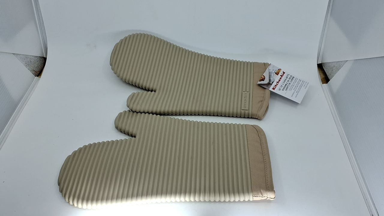 KITCHENAID Ribbed Soft Silicone Oven Mitt 2-Pack Set, 7.5"x13", Milkshake