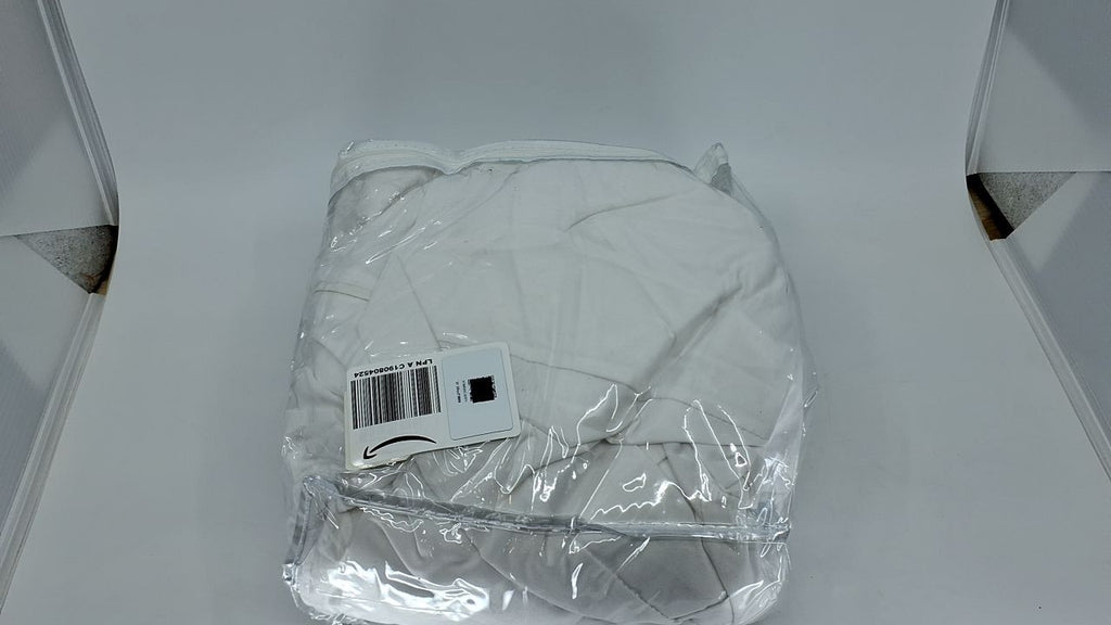 Full Waterproof Mattress Protector Zipper Cover, Quiet & Breathable, White