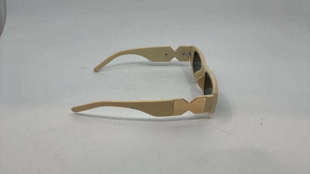 FEISEDY Y2K Retro Small Rectangle Sunglasses Beige 50MM B9066