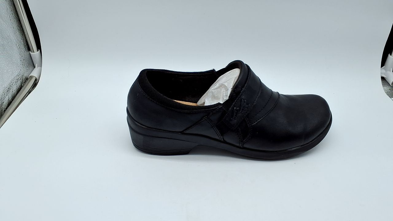 Clarks Angie Pearl Loafers, 8 Wide