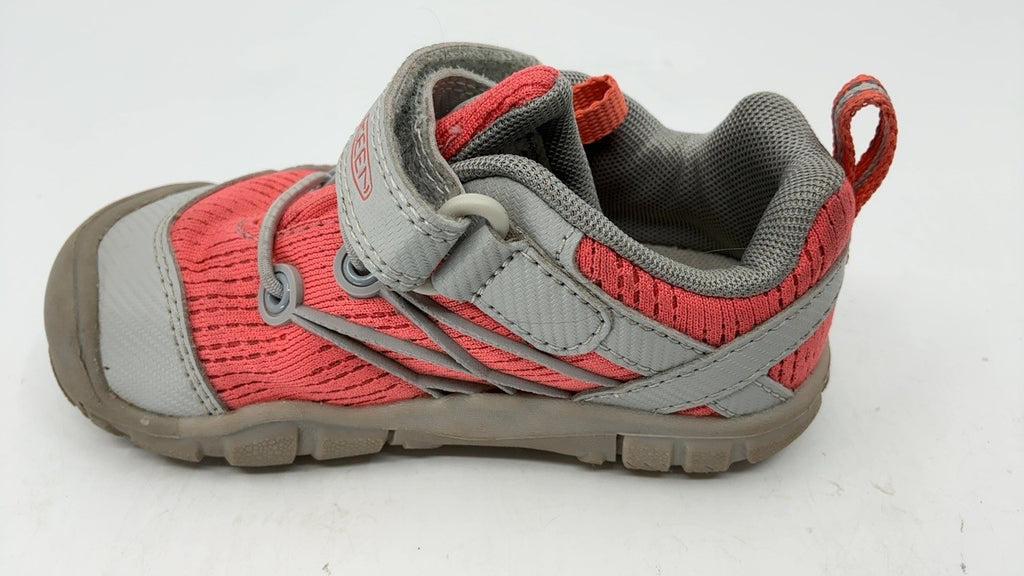 KEEN unisex-child Chandler CNX Comfortable Sneakers, Drizzle/Dubarry, 7 Toddler