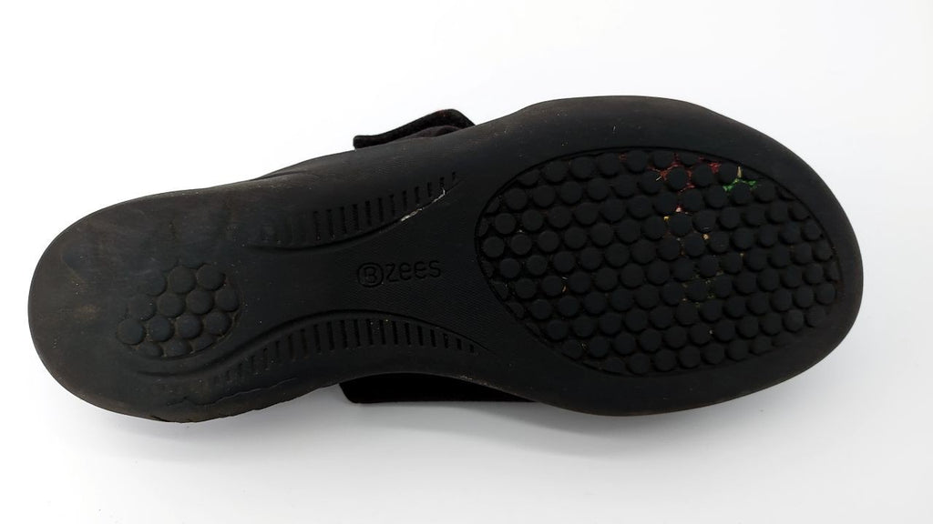 BZees Womens Carefree Machine Washable Comfort Wedge Sandal Black, 7