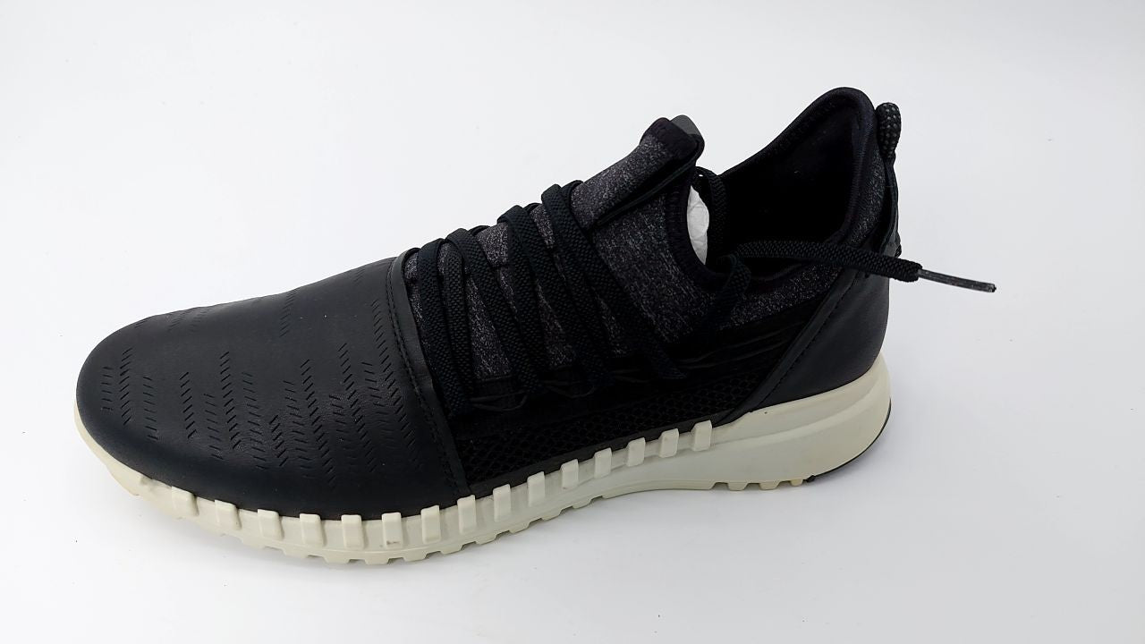 ECCO Women's ZipFlex Low Cut Boot Sneaker, Black, 9-9.5