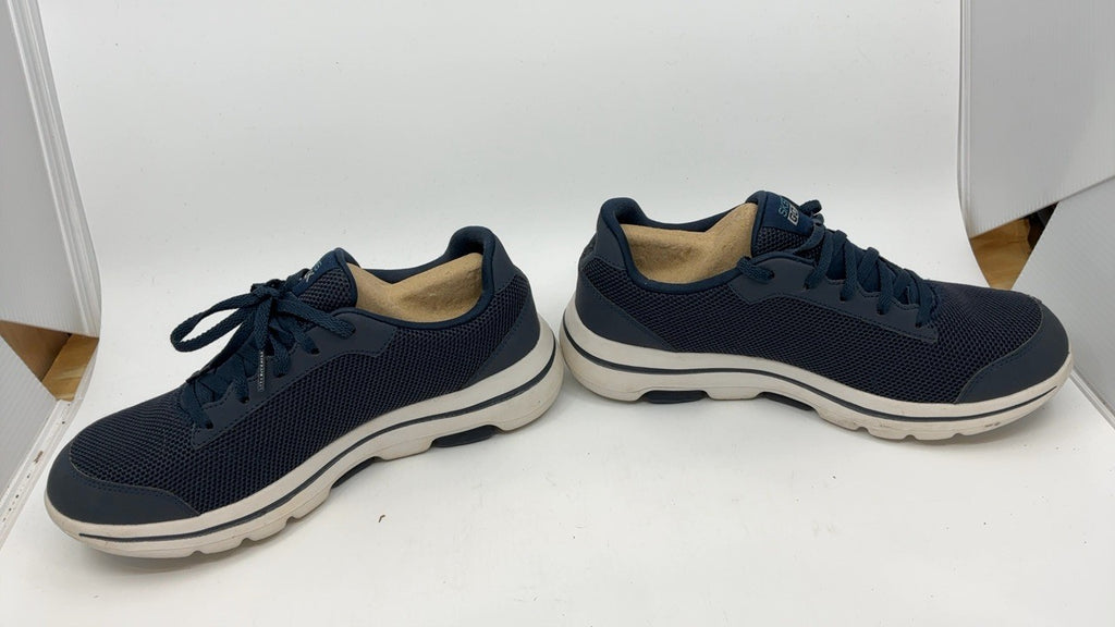 Men's Skechers Gowalk 5 Performance Walking Shoes, Navy/Blue, Size 7