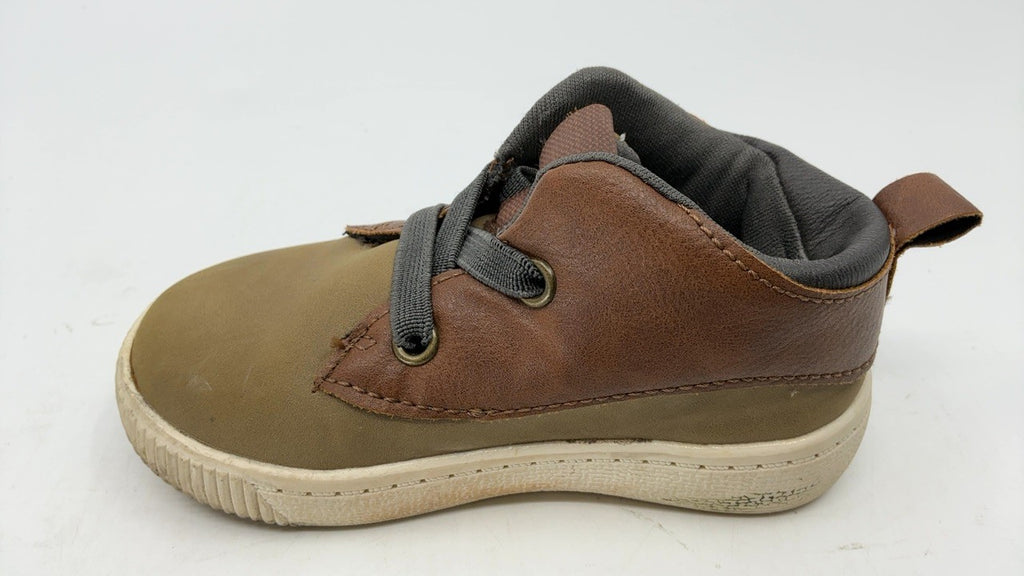 Carter's Boys Willis Casual Shoe, Brown Size 7