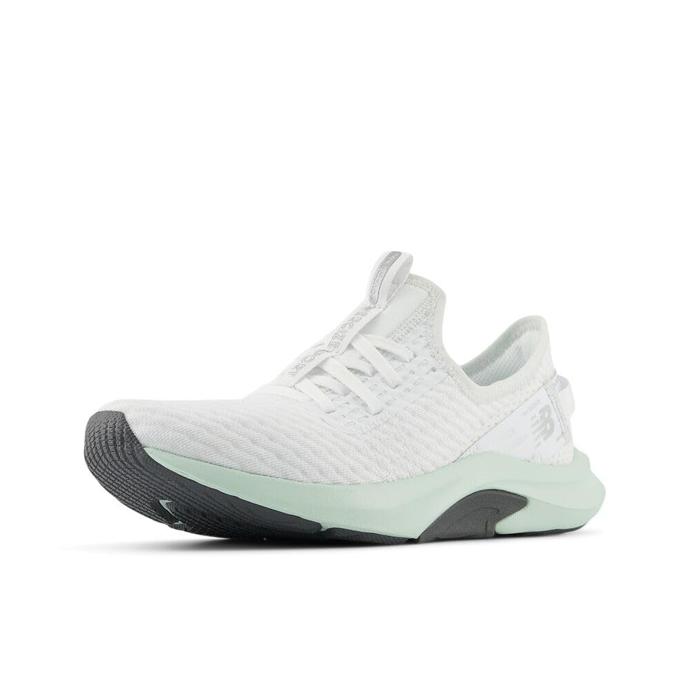 New Balance Women's DynaSoft Nergize Sport V2 Shoes, White/Silver, 9 Wide