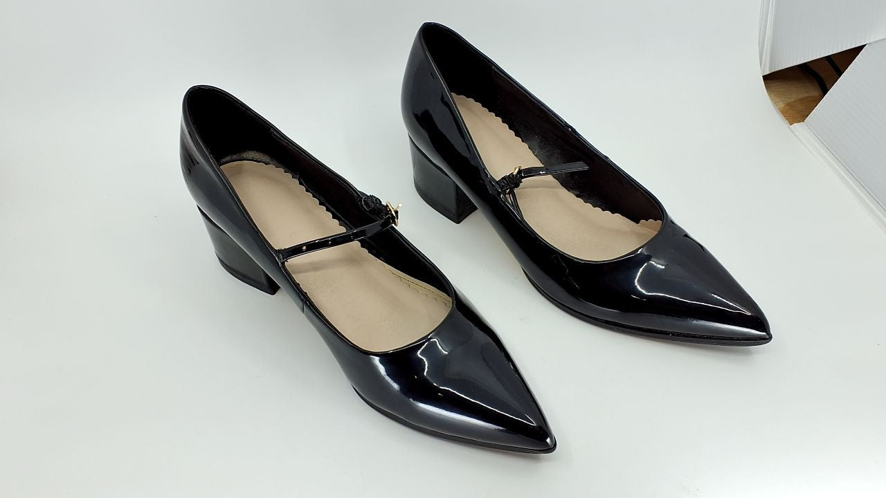 Nine West Women's Prix Pump, Black Patent 001, 7.5