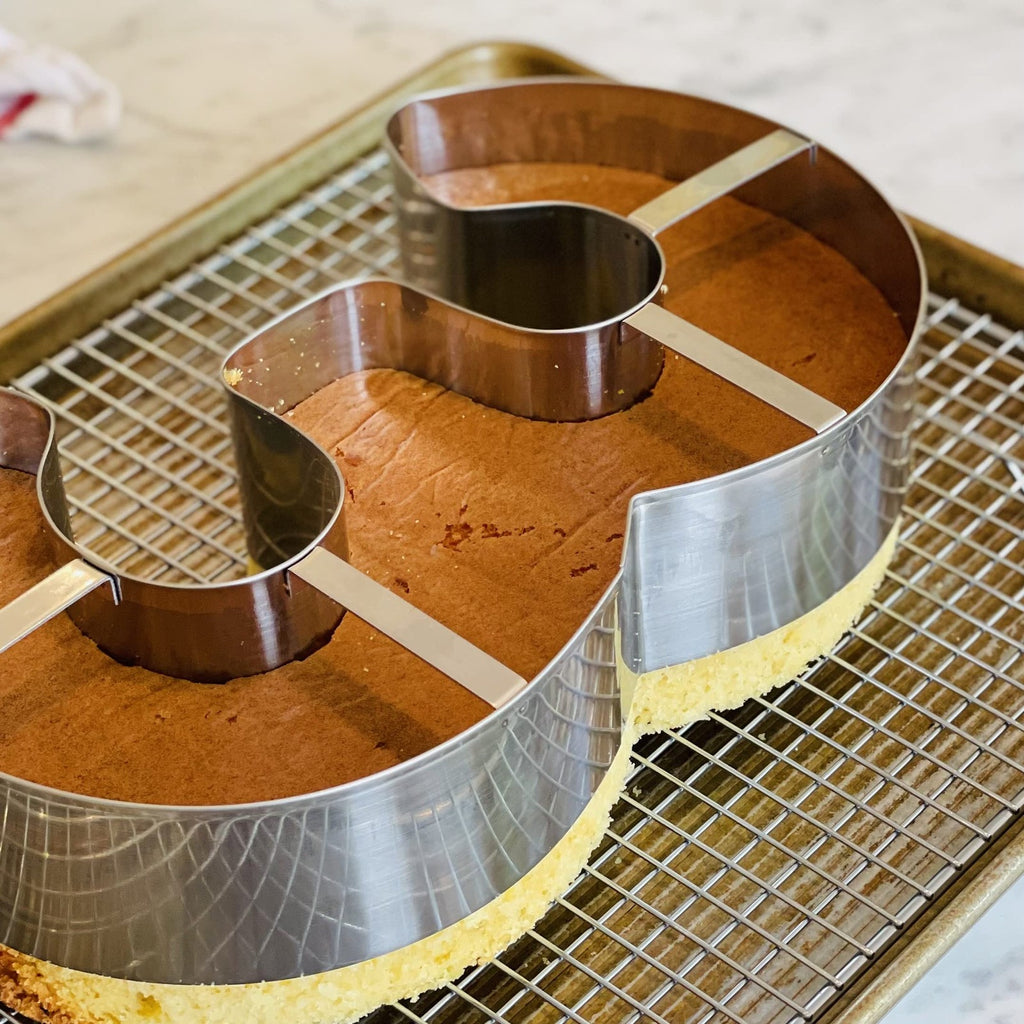 Ateco Extra Large Number 6 or 9 Cake Cutter