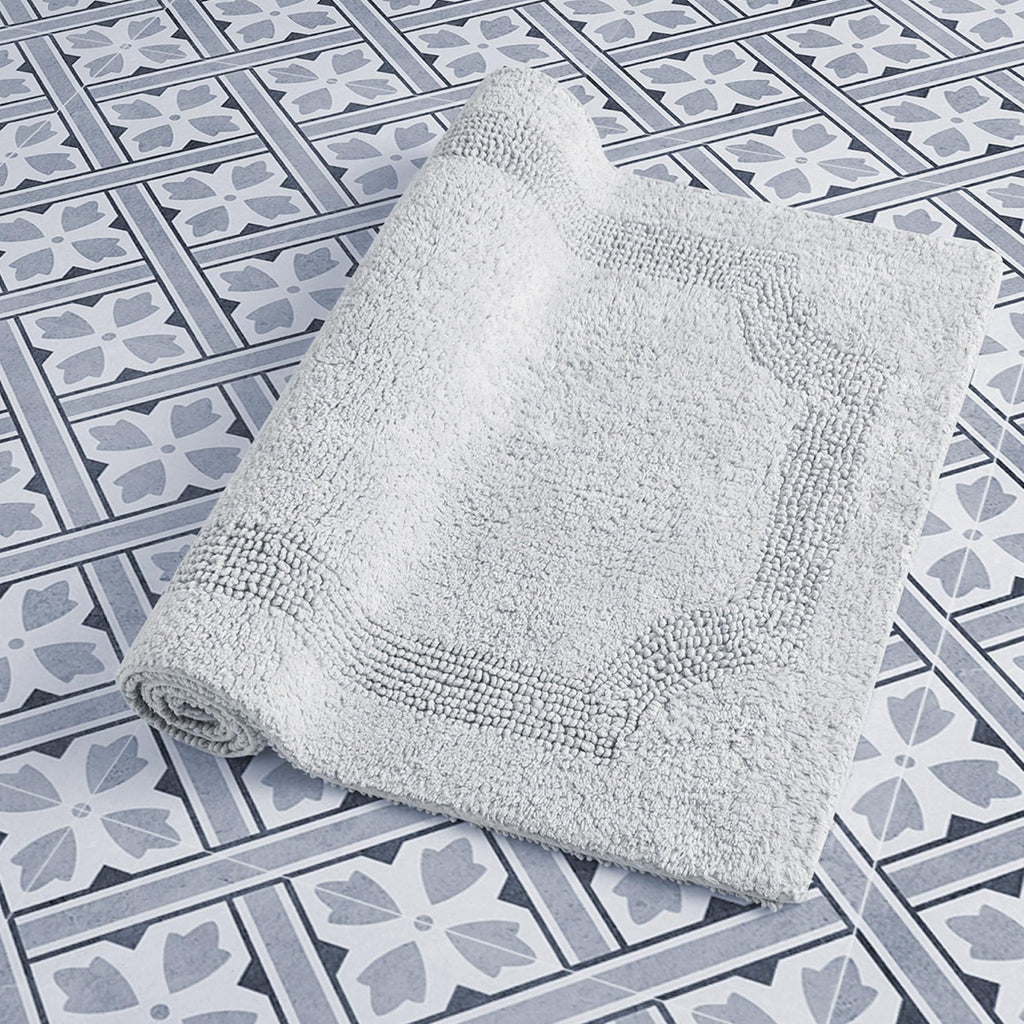 17x24 Reversible Bath Mat, Light Grey Cotton, Non-Skid Recommended
