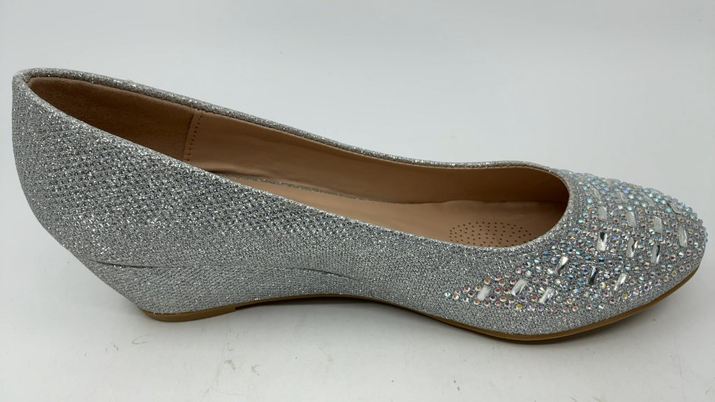 Olivia K Women's Close Round Toe Low Wedge Rhinestone Comfort Silver Size 7.5
