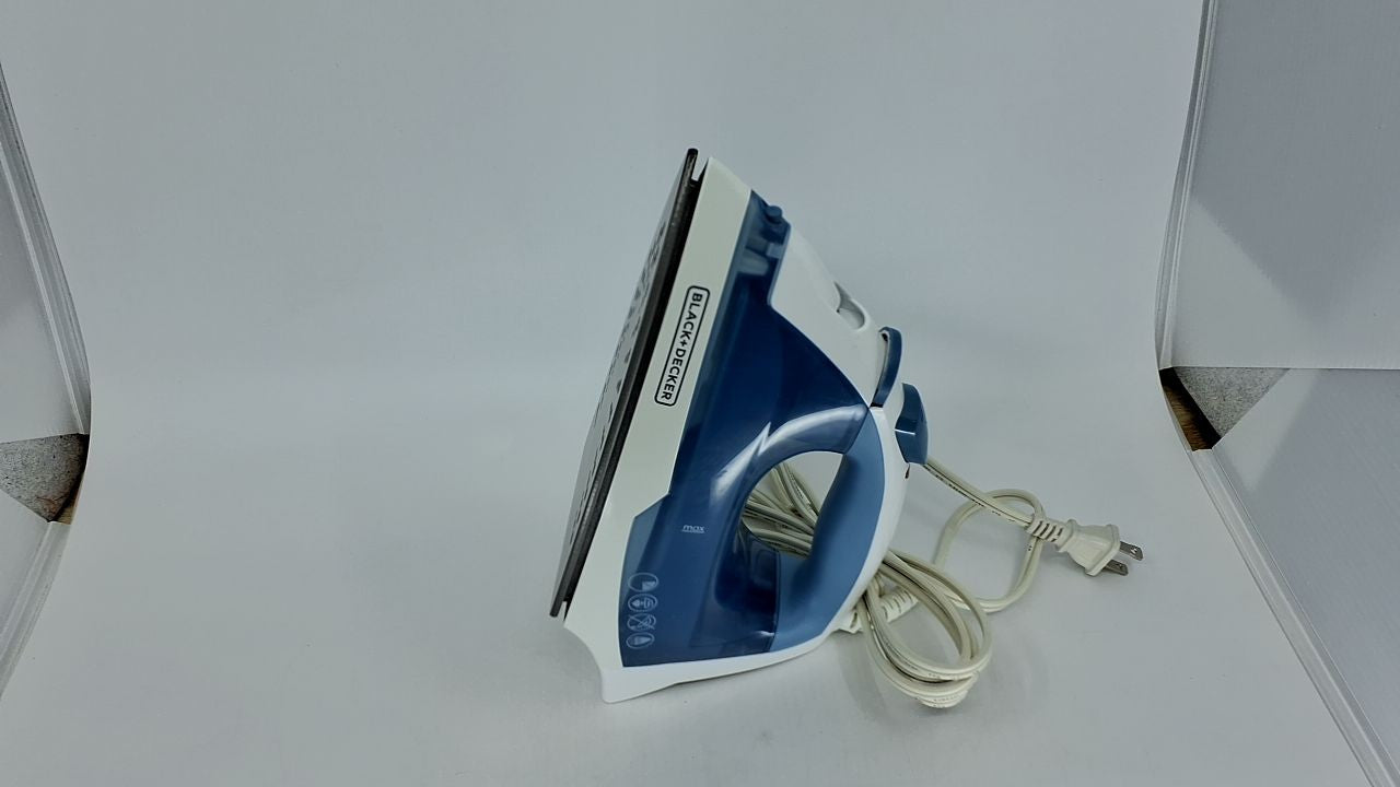 Compact Iron w/ Auto Shutoff, Nonstick Plate, 1200W, BLACK+DECKER IR40V