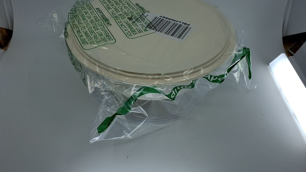 Euro Cuisine Greek Yogurt Maker, 2 Quart, Patented Strainer, White