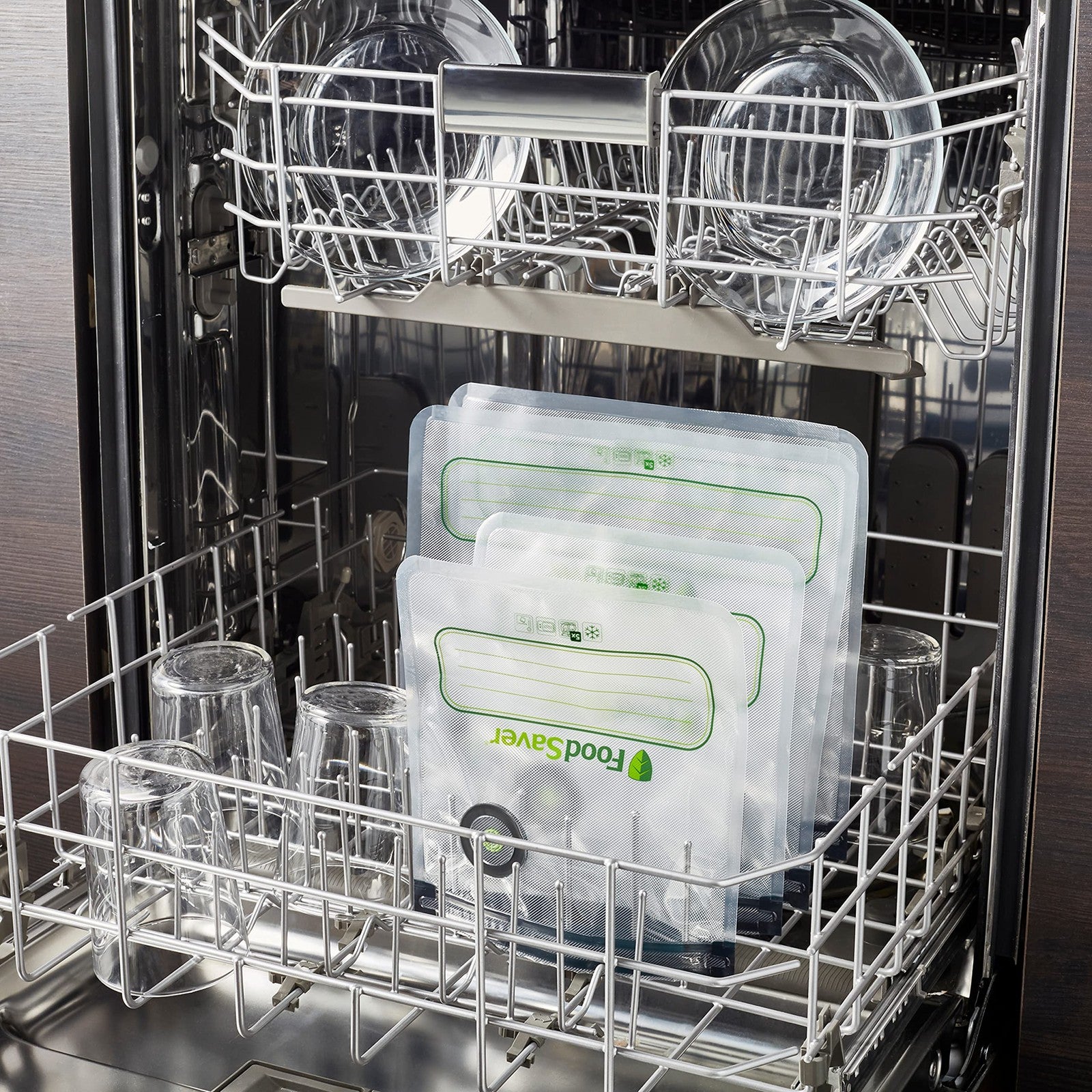 8 Count Reusable Quart Vacuum Zipper Bags, BPA-Free, Leakproof