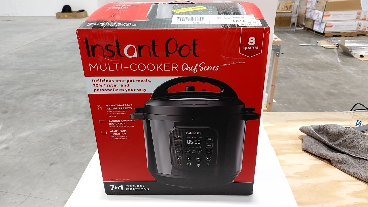 Instant Pot 8Qt RIO Chef Series 7-in-1 Multi-Cooker, Pressure Cook, Black