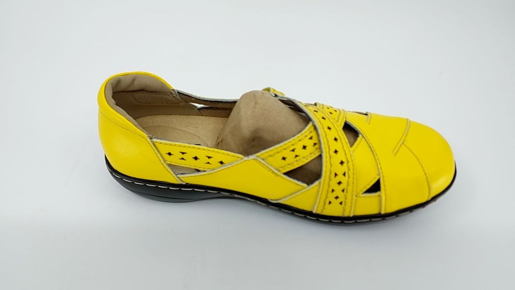 TERRIKAT Women's 6.5 M Yellow Loafers, Slip On Leather Walking Shoes