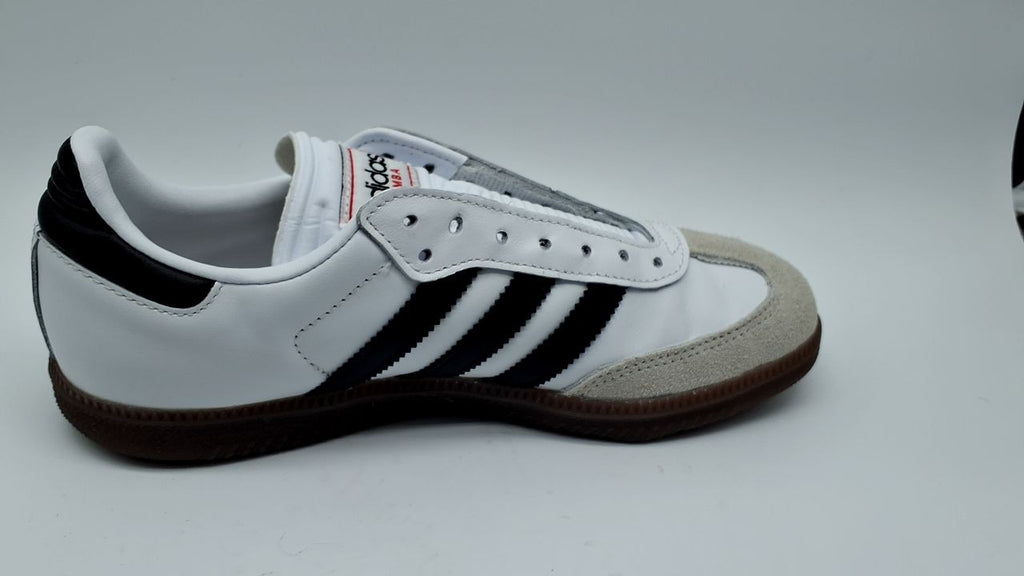 adidas Unisex-Adult Samba Indoor, White/Black/Vivid Red, 5