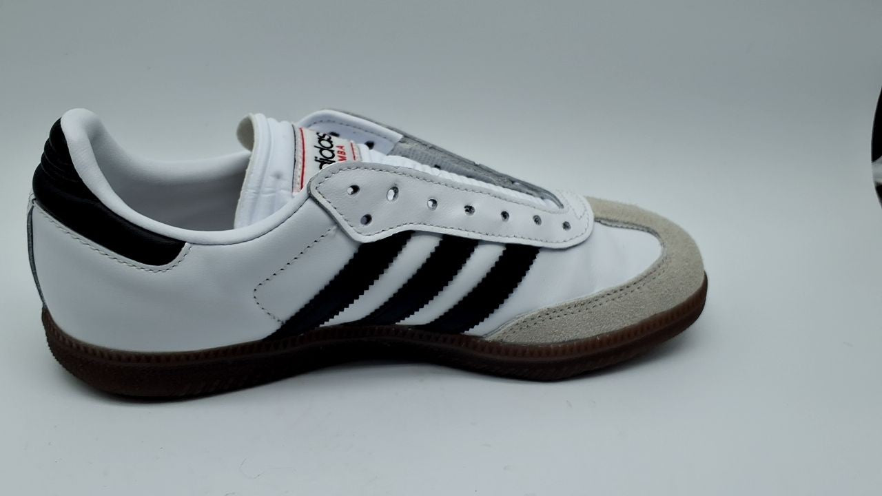 adidas Unisex-Adult Samba Indoor, White/Black/Vivid Red, 5