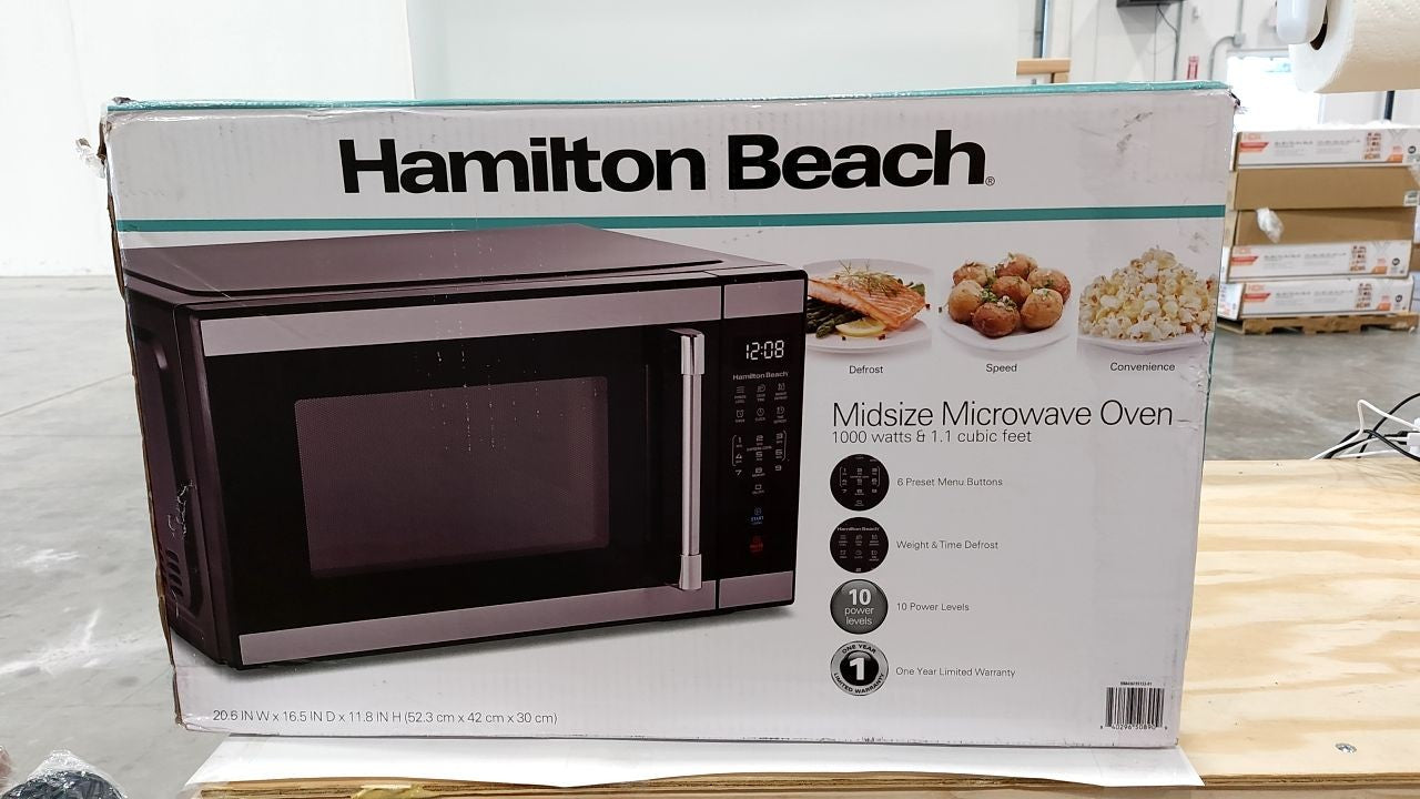 Hamilton Beach 1.1 Cu Ft Countertop Microwave Oven in Stainless