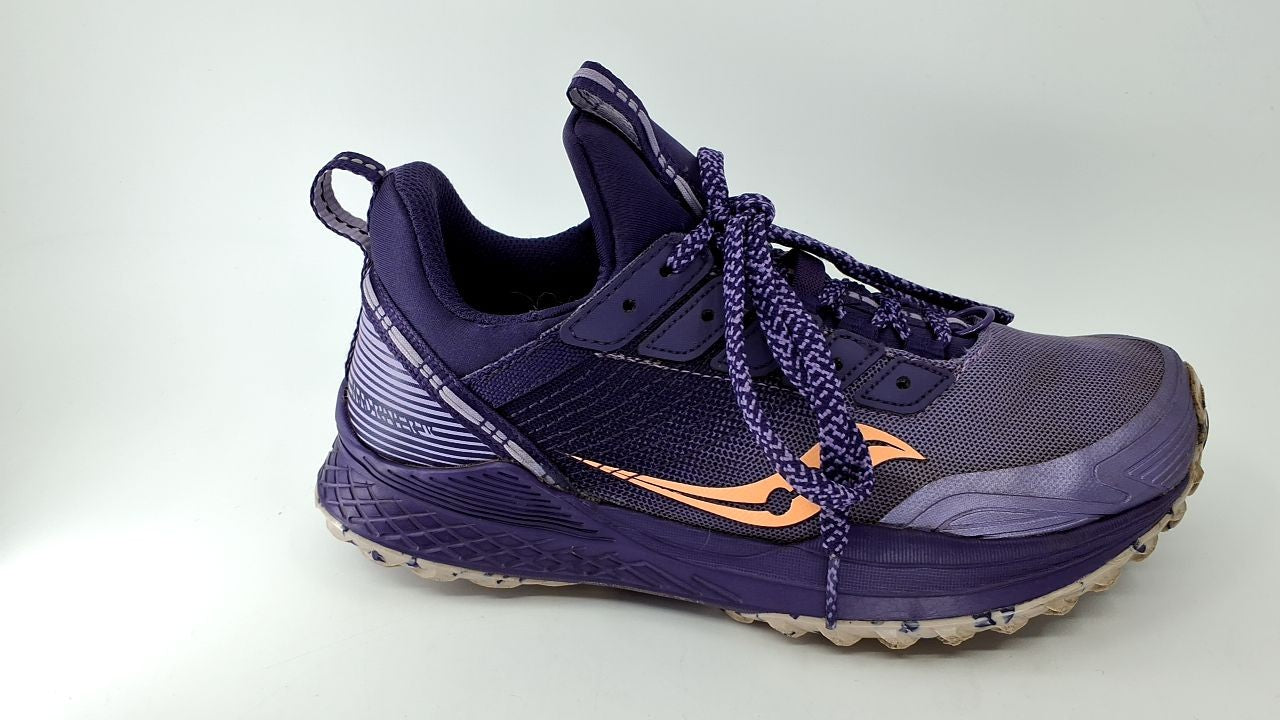 Saucony Women's Aura TR Hiking Shoe, Plum/Pearl, 5