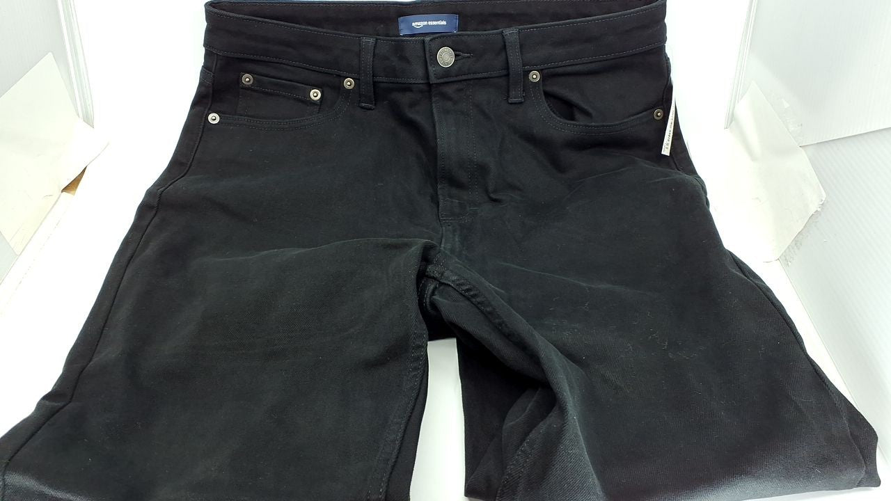 Amazon Essentials Women's High-Rise Straight Leg Jean, Black, 10 Short