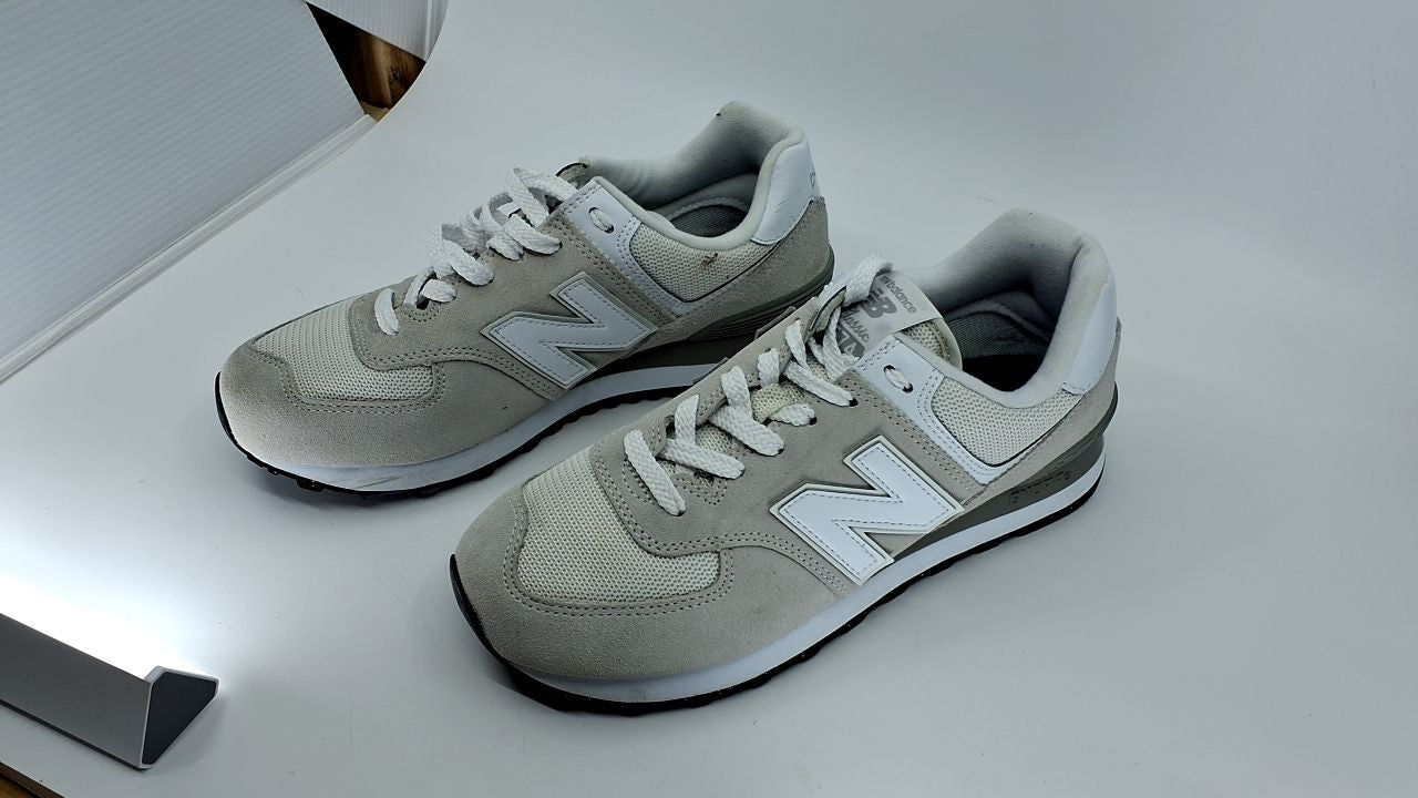 New Balance Women's 574 Core Sneaker, Nimbus Cloud/White, 8.5 Wide