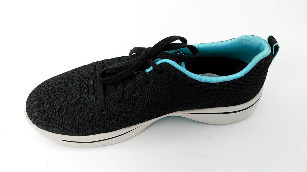 Arch Fit Lace-Up Sneakers Black Aqua Women's Plus Size 7.5 M