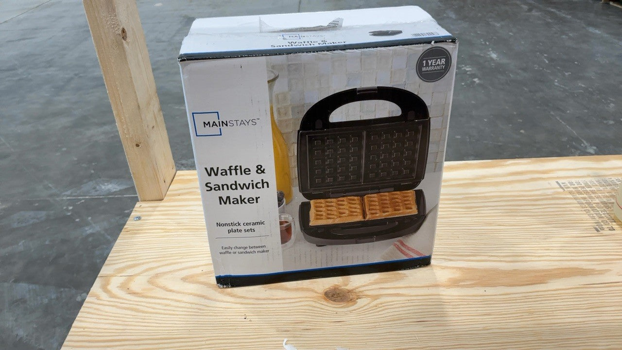 Mainstays Black 2 in 1 Waffle and Sandwich Maker, Nonstick, Removable Plates
