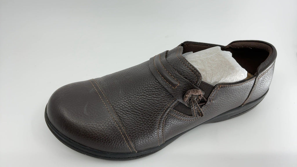 Clarks Women's Cheyn Madi Loafer, Dark Brown Tumbled Leather, 9.5 W US