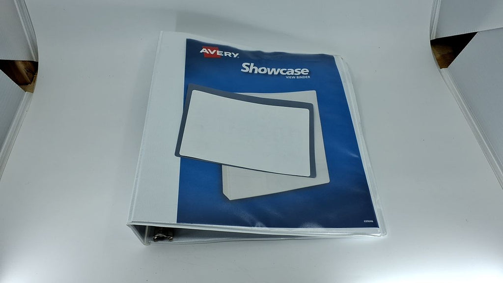 Avery Economy 3 Ring Binder, 1.5 In Slant Rings, White, 375 Sheet