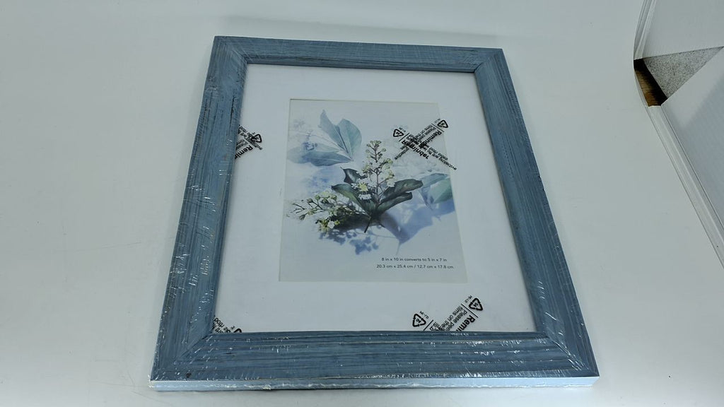 Distressed Blue Wood Picture Frame for 4x6 Photos, Wall/Tabletop Display