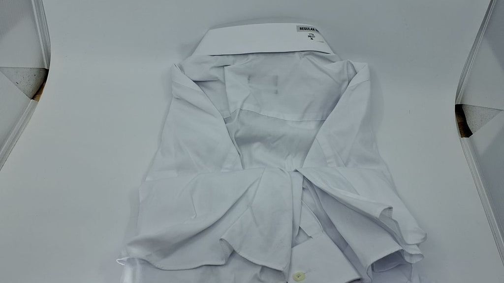 Van Heusen Men's Dress Shirt Regular Fit White 17.5" Neck 36-37" Sleeve