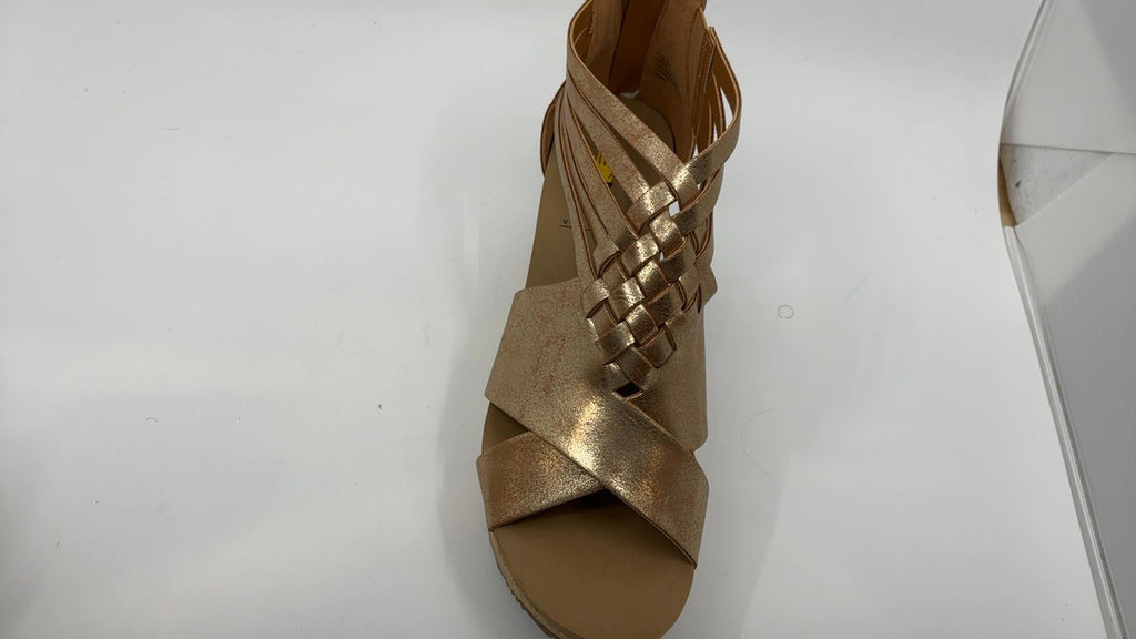 VOLATILE Women's Midsummer Wedge Sandal, Gold, 7