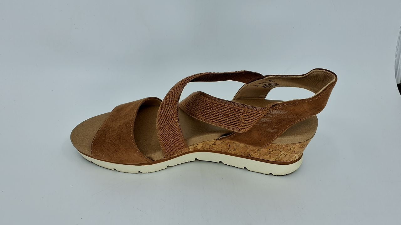 Dr. Scholl's Womens Just Cute Wedge Sandal Honey Brown Fabric 8 M