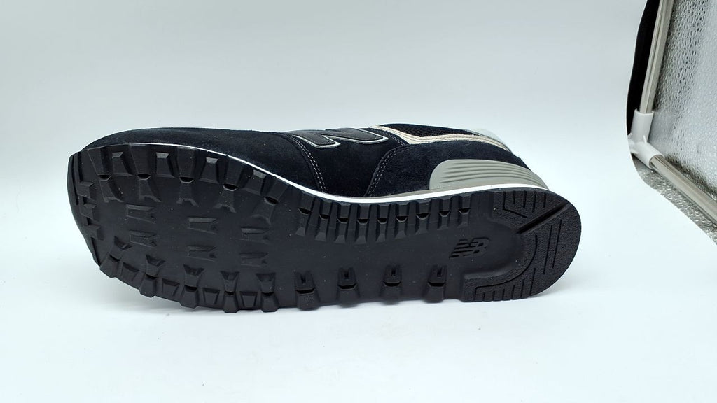 New Balance Men's 574 Core Sneaker, Black/White, 11 Wide