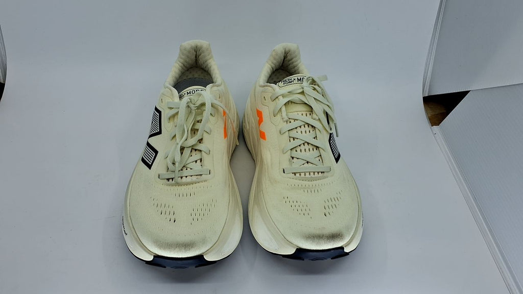 New Balance Women's Fresh Foam X More V5 Running Shoe 9.5 Angora/Sea Salt