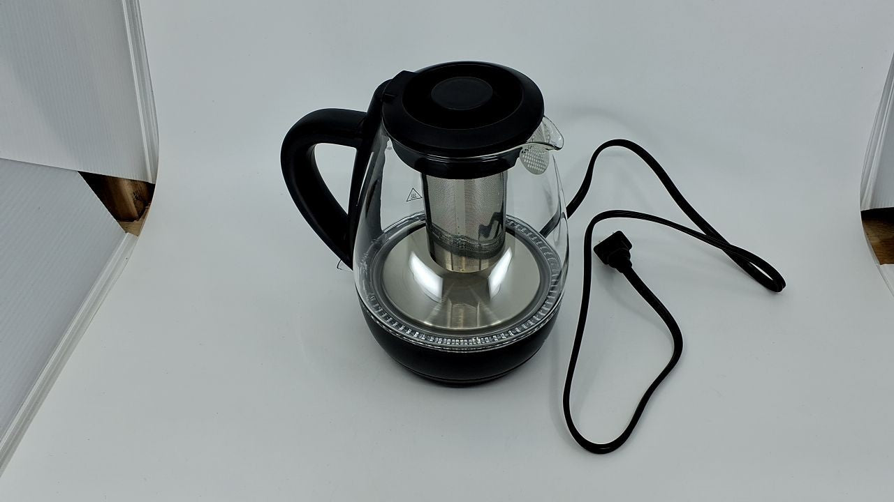 Chefman 1500W Electric Kettle, 1L, Removable Lid, Boil-Dry Protection