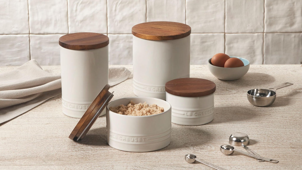 Le Creuset 16 Oz. White Salt Cellar & Storage Canister w/ Wood Lid