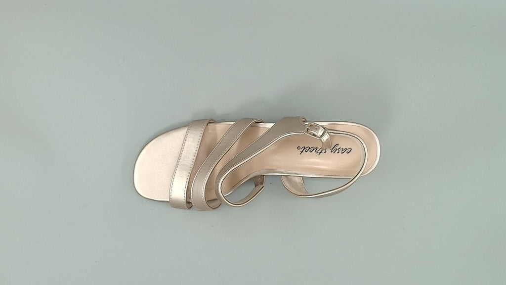 Easy Street Women's Como Heeled Sandal, Champagne, 10