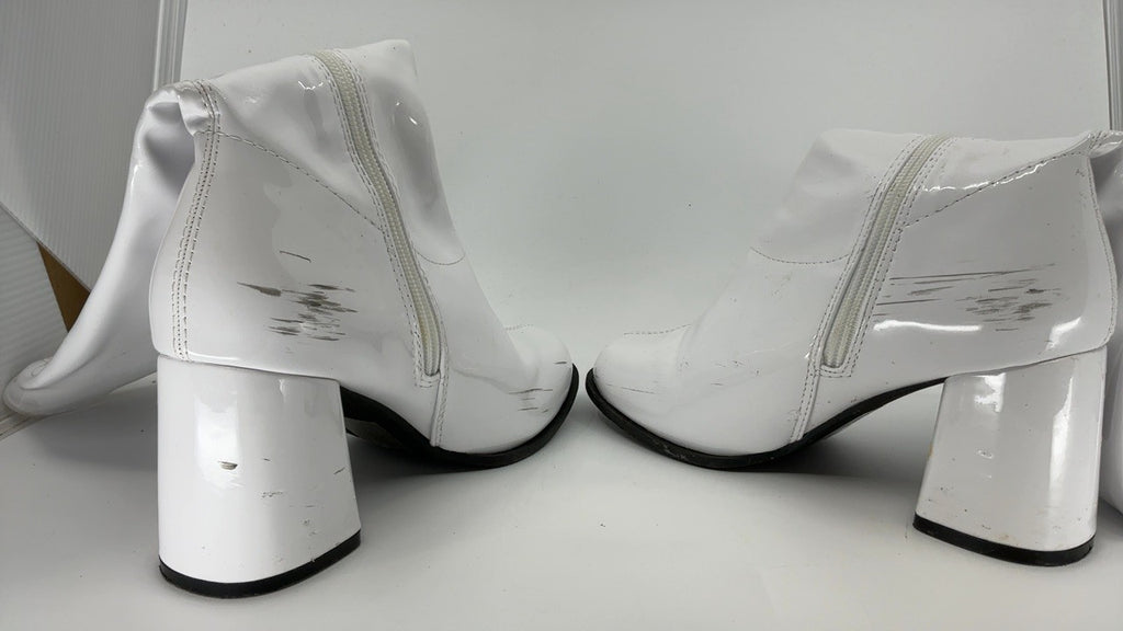 Ellie Shoes Women's Gogo Boot, White, 7 M US