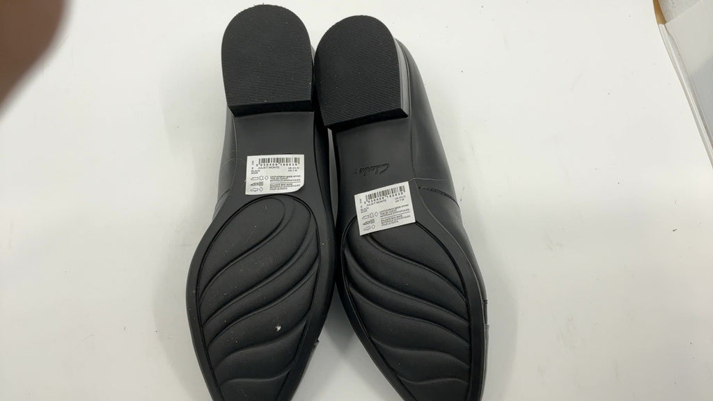 Clarks womens Juliet Monte Pump, Black Leather/Synthetic, 7 US