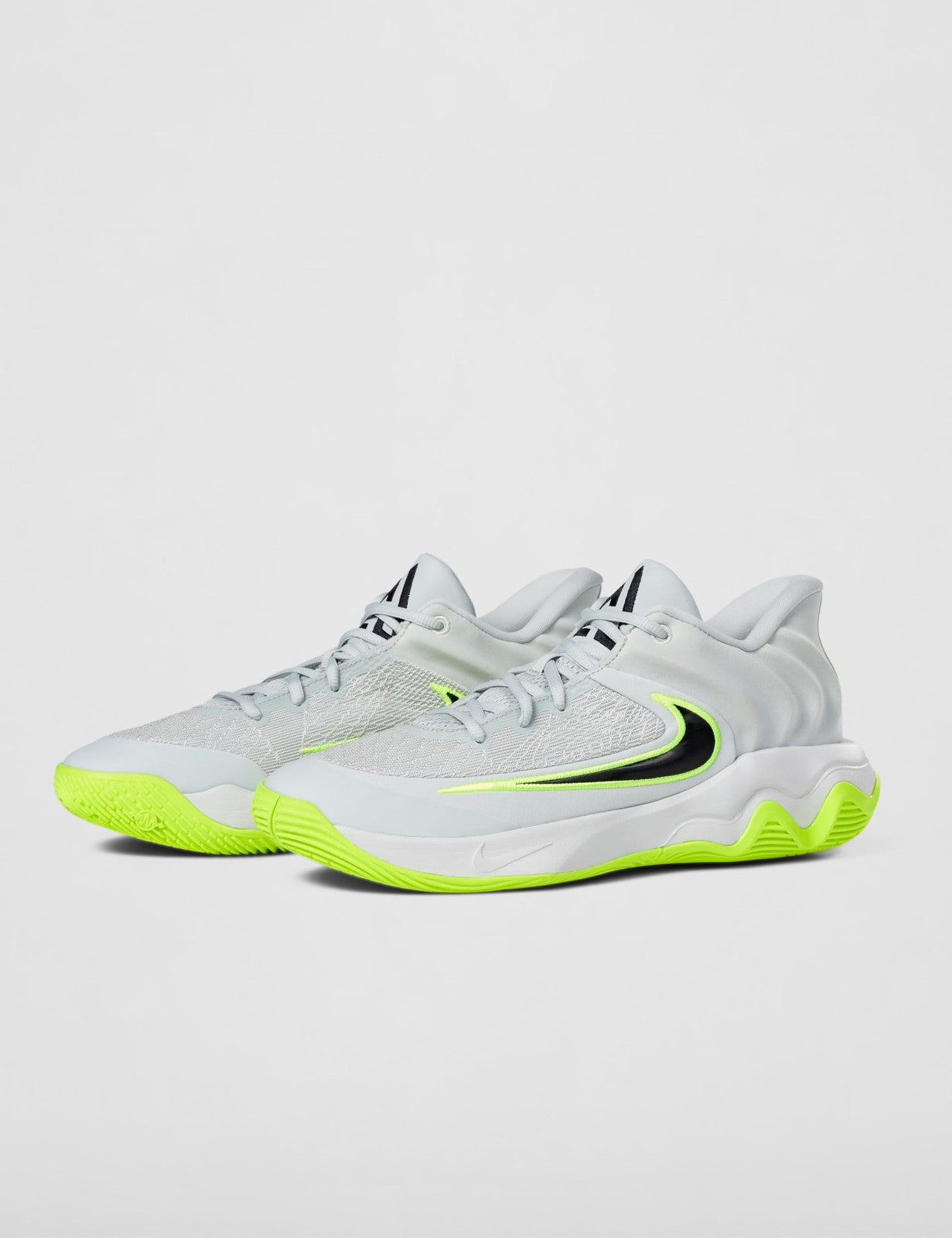 Nike Men's Giannis Immortality 4 Basketball Shoes, Light Silver/Black-Volt, 5.5